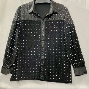 EUC Women's Nasty Gal Collection Black Long sleeve blouse w Pearl Embellishment
